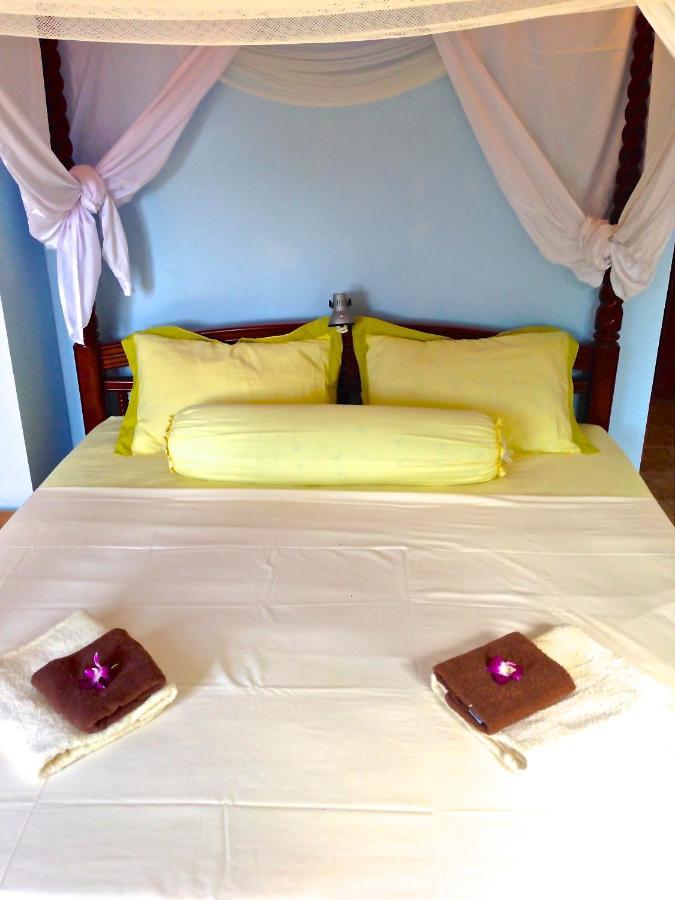 Ever Dreamed Of Staying In A 3 Bedroom Castle-sdv044b-by Samui Dream Villa *